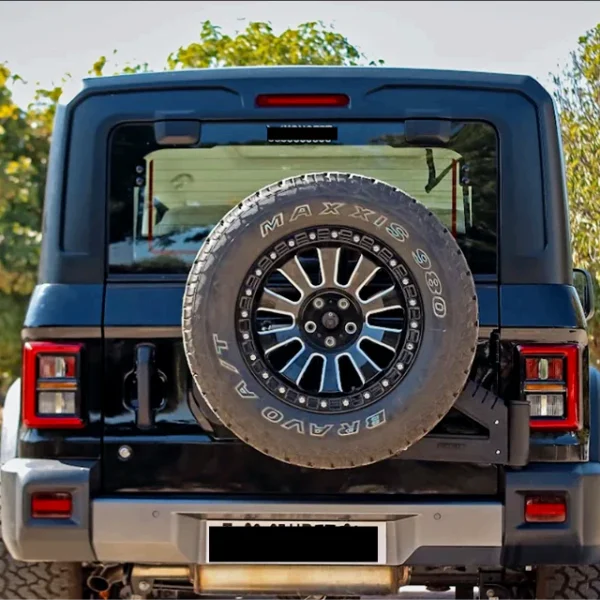 Thar Roxx | Heavy-Duty Tyre Carrier